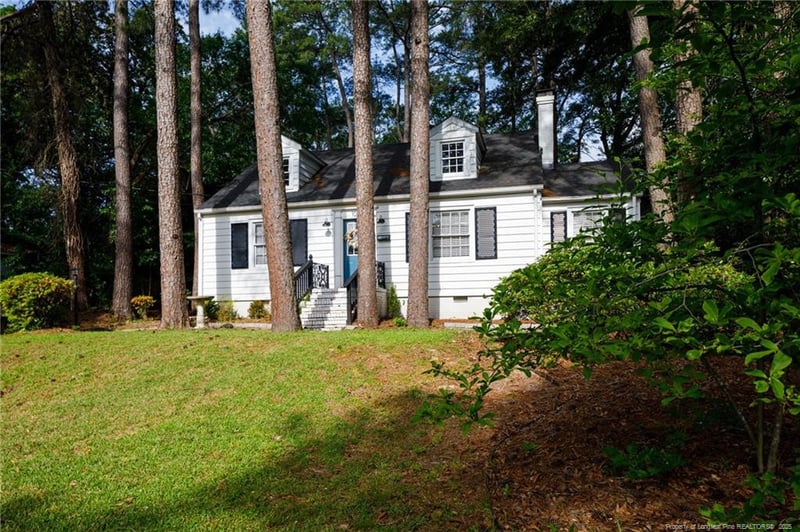 108 Crescent Ave, Fayetteville, NC 28305