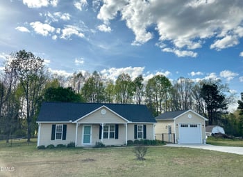 108 Danbury Ct, Willow Springs, NC 27592