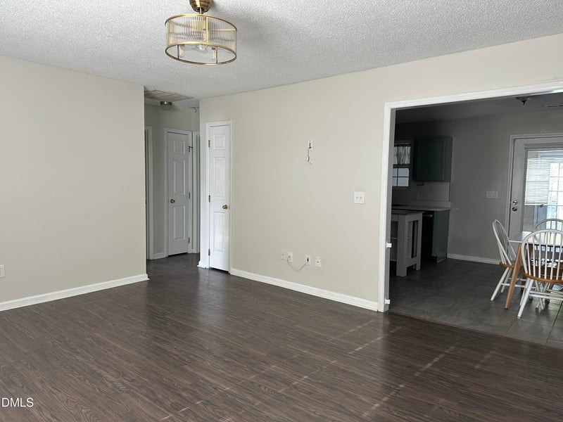 108 Danbury Ct, Willow Springs, NC 27592