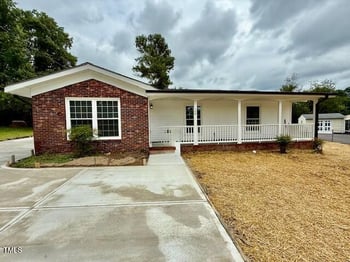 108 Deepwoods Ct Cir, Garner, NC 27529