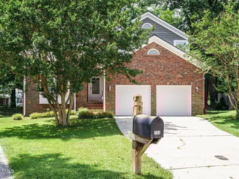 108 Drawbridge Ln, Cary, NC 27513