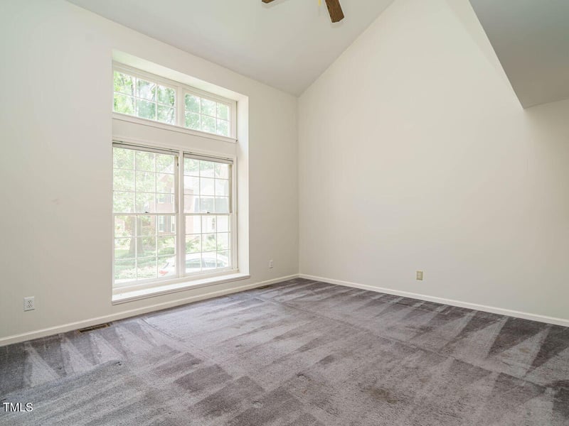 108 Drawbridge Ln, Cary, NC 27513