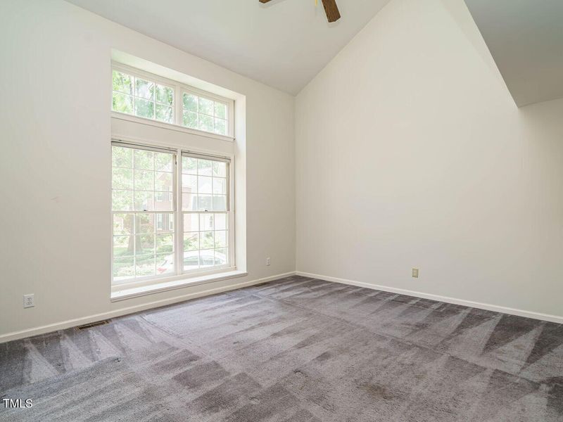 108 S Drawbridge Ln, Cary, NC 27513
