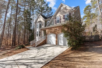 108 Duelling Oaks Dr, Chapel Hill, NC 27517