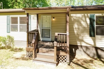 108 Edwards Dr, Louisburg, NC 27549