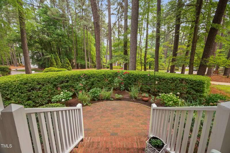 108 Farren Ct, Cary, NC 27511