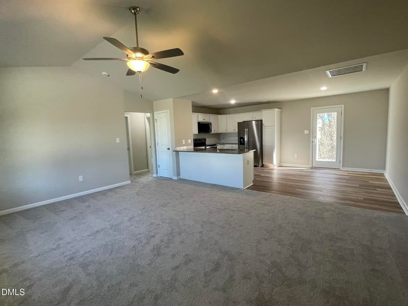 108 Faucette Dr, Selma, NC 27576
