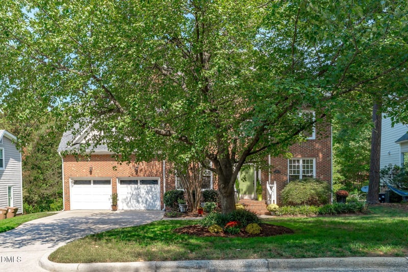 108 Ferncroft Ct, Cary, NC 27519