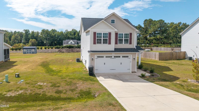 108 Fireside Dr, Benson, NC 27504