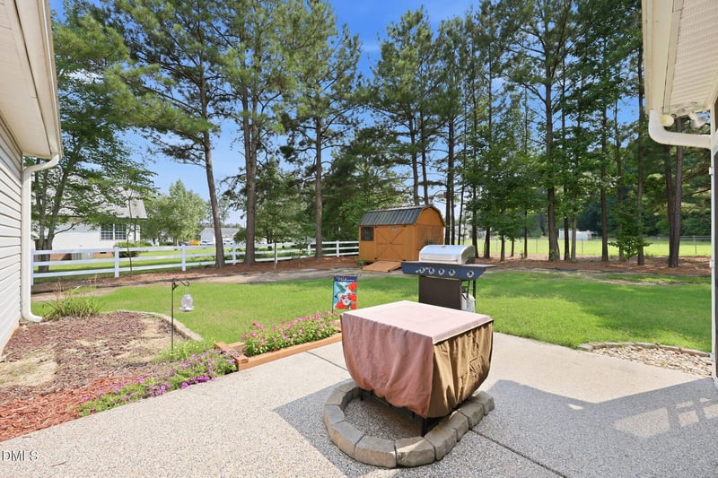 108 Forest Island Ave, Smithfield, NC 27577