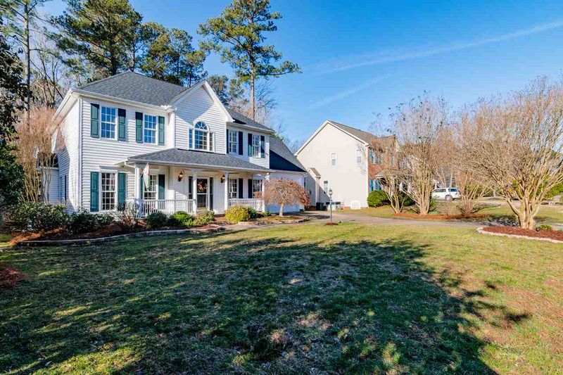 108 Forest Run Pl, Cary, NC 27518