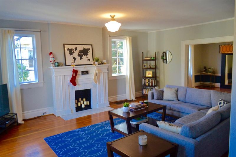 108 Forestwood Dr, Durham, NC 27707