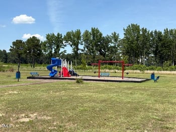 108 Freedom Heights Ln, Smithfield, NC 27577