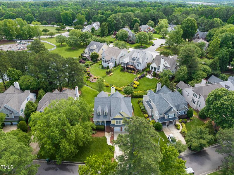 108 Frehold Ct, Cary, NC 27519