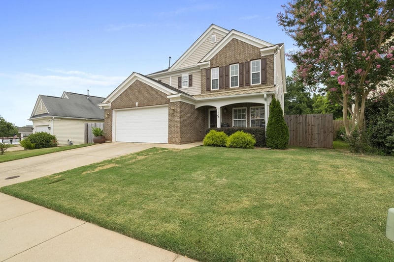 108 Georgetowne Dr, Clayton, NC 27520