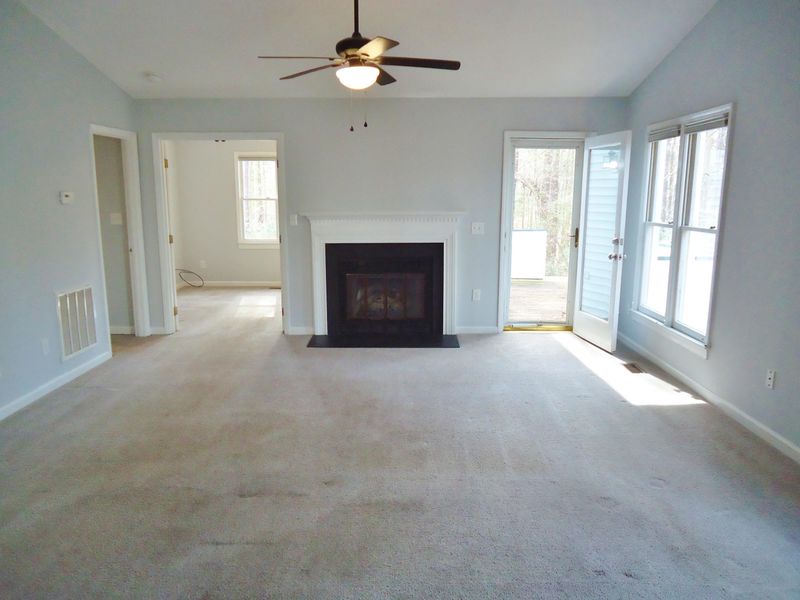 108 Greenmont Ln, Cary, NC 27511