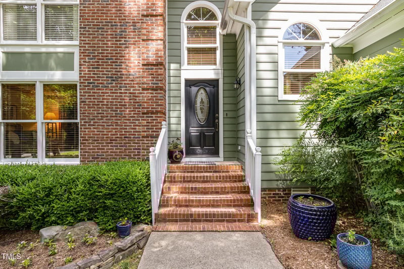 108 Hanover Pl, Chapel Hill, NC 27516