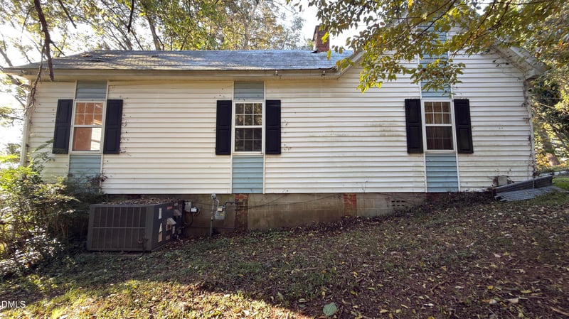 108 Hillsborough Ave, Hillsborough, NC 27278