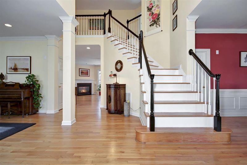 108 Hogan Woods Cir, Chapel Hill, NC 27516