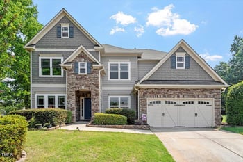 108 Holly Glen Ct, Holly Springs, NC 27540