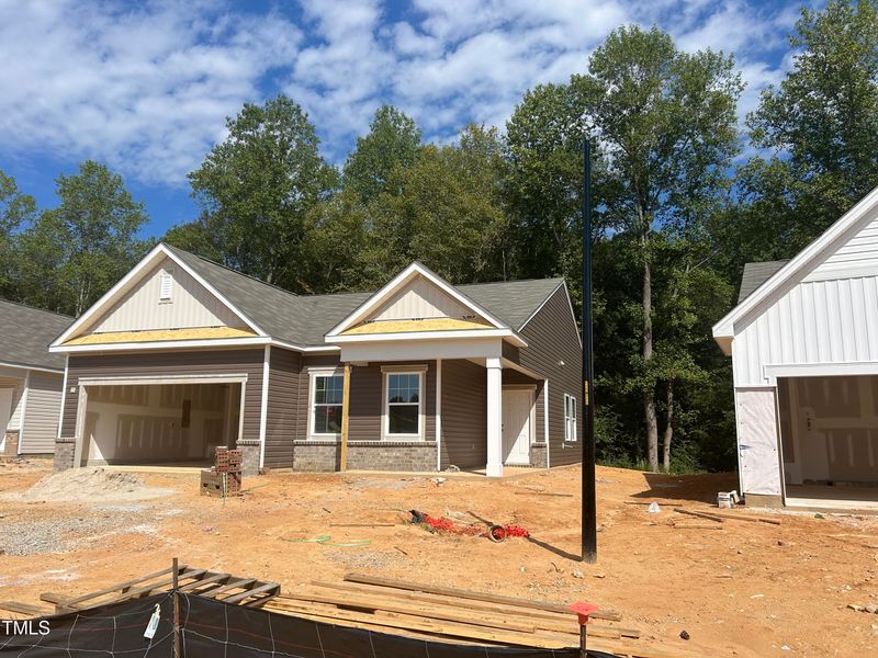 108 N Keatts Winner Ct, Clayton, NC 27520