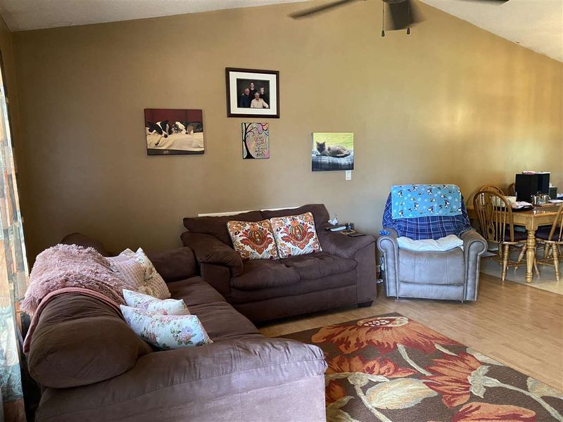 108 Kent St, Youngsville, NC 27596