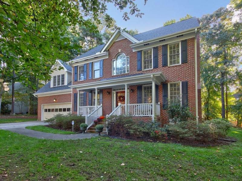 108 Kettlewell Ct, Cary, NC 27519
