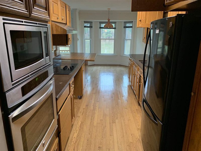108 Lakeshore Dr, Durham, NC 27713