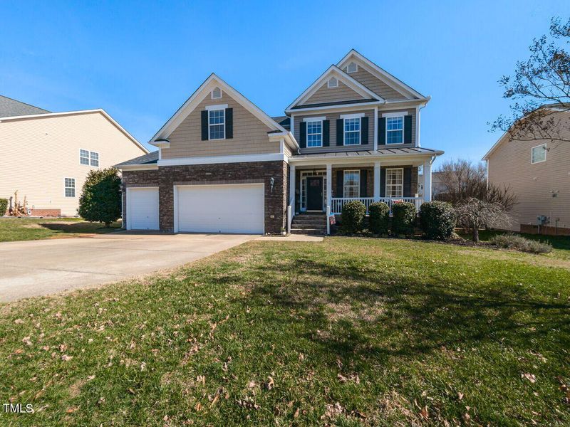 108 Leafy Holly Dr, Holly Springs, NC 27540