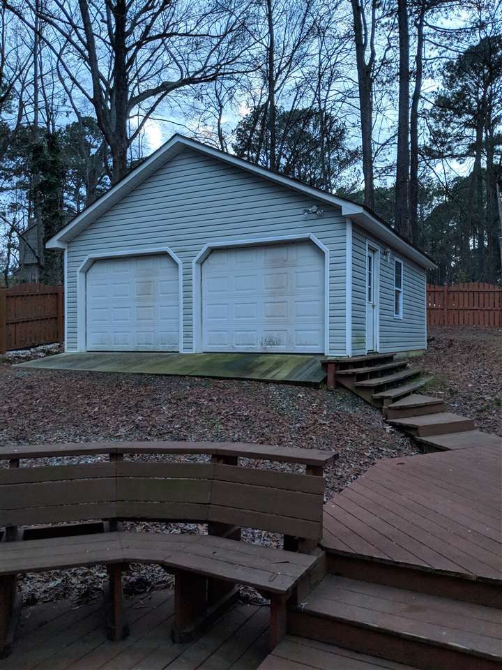 108 Leisure Ct, Cary, NC 27511
