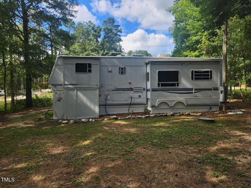 108 Lightfoot Dr, Louisburg, NC 27549