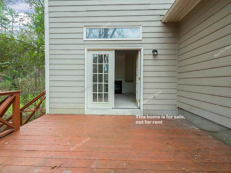108 Mallard Ct, Chapel Hill, NC 27517