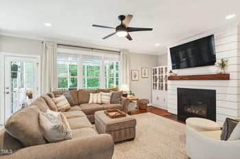 108 Market Cross Ct, Holly Springs, NC 27540