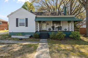 108 Markham St, Burlington, NC 27215