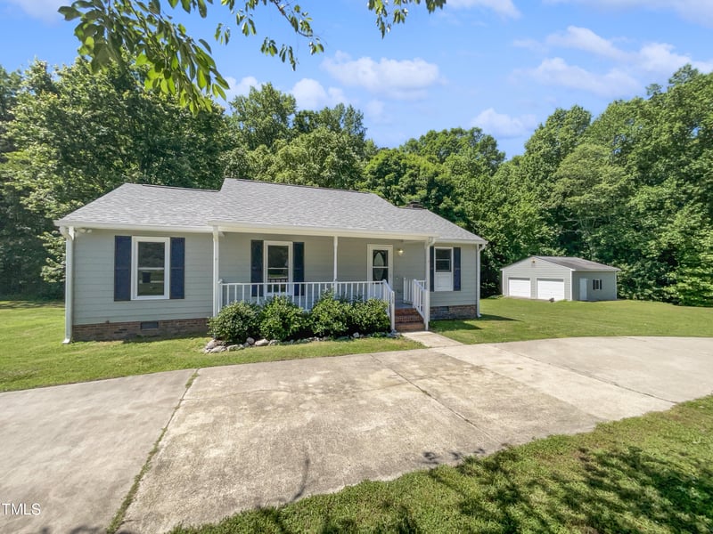 108 Meadow Ln, Zebulon, NC 27597