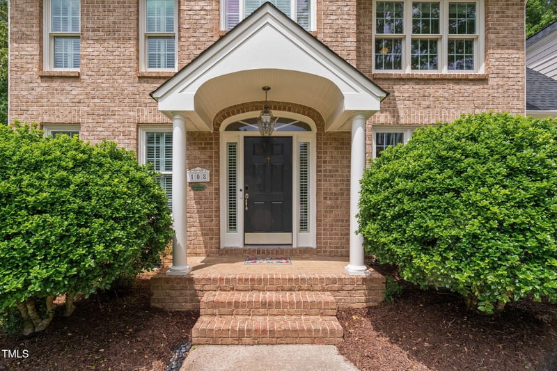 108 Nimbus Ct, Cary, NC 27513