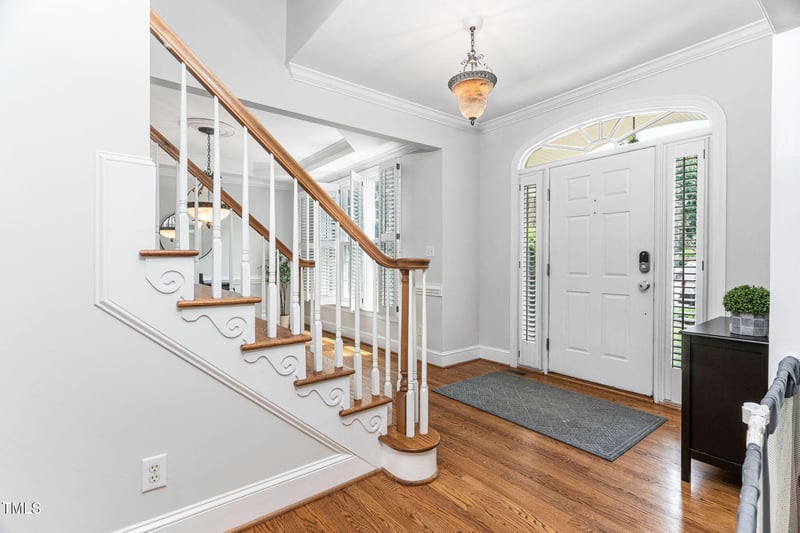 108 Nimbus Ct, Cary, NC 27513