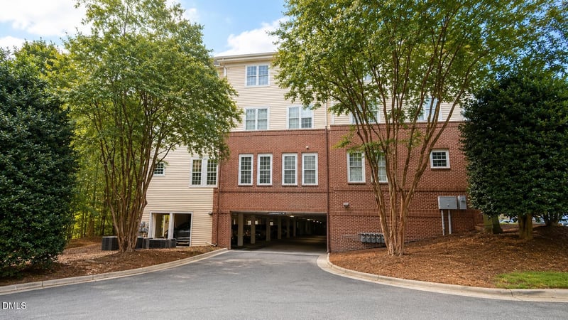 108 Northbrook Dr #102, Raleigh, NC 27609