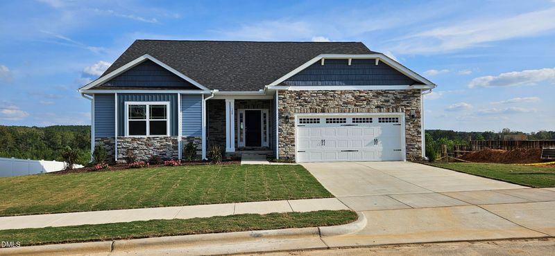 108 Northwood Dr, Fuquay Varina, NC 27526