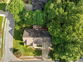 108 Nuttree Ln, Chapel Hill, NC 27516