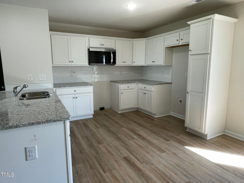 108 Pate Landing Dr, Selma, NC 27576