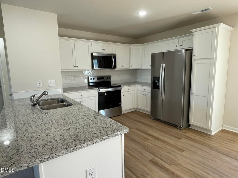 108 Pate Landing Dr, Selma, NC 27576