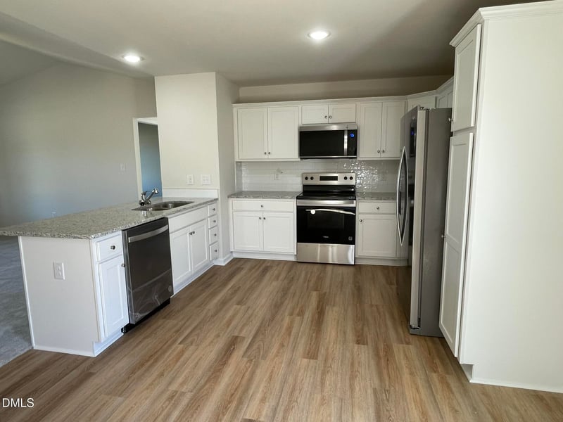 108 Pate Landing Dr, Selma, NC 27576