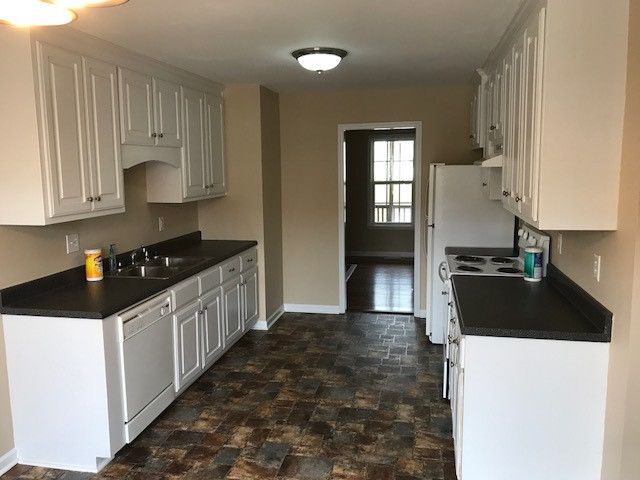108 Piccadilly Ct, Clayton, NC 27520