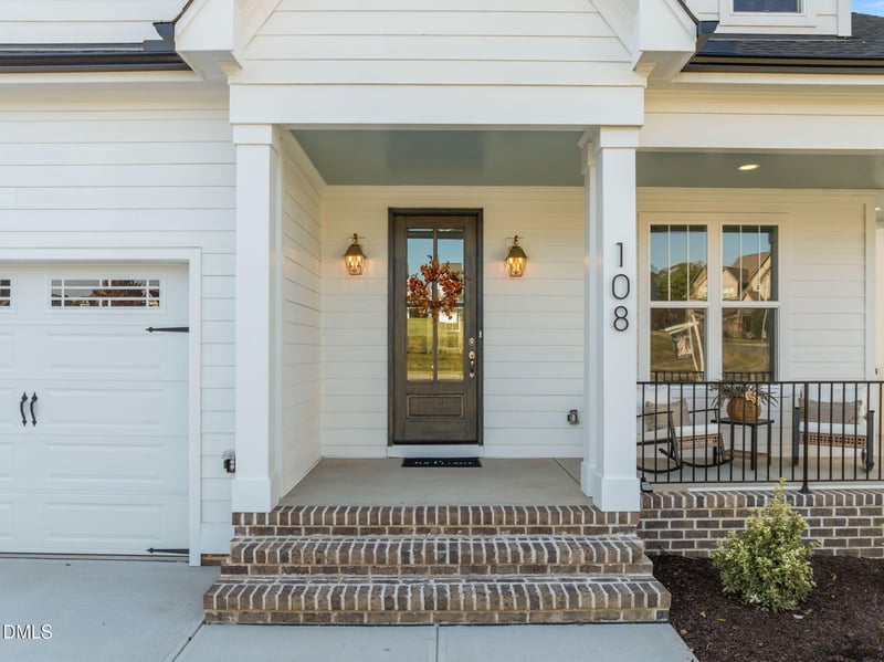 108 Pointe Park Cir, Holly Springs, NC 27540