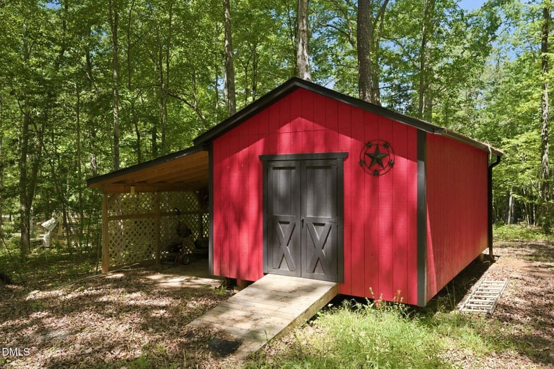 108 Poteau Dr, Louisburg, NC 27549