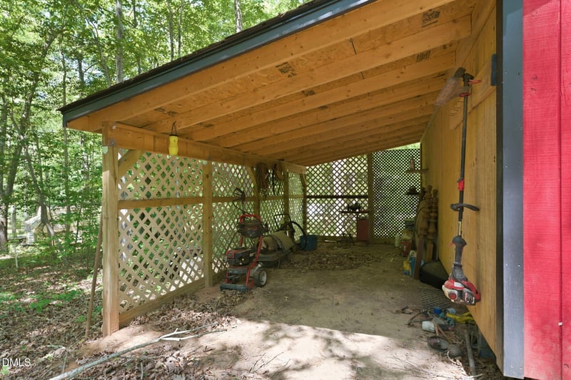 108 Poteau Dr, Louisburg, NC 27549