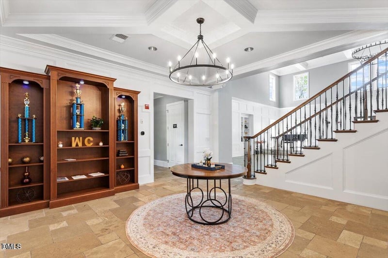 108 Preatonwood Dr, Apex, NC 27539