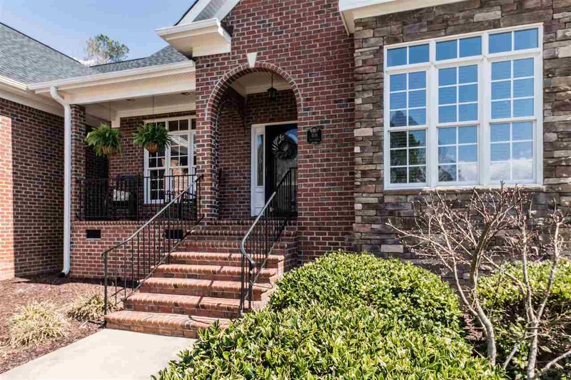 108 Prestwick Dr, Clayton, NC 27527