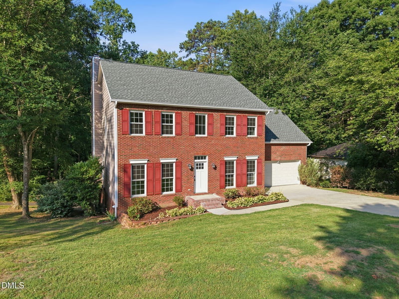 108 Rock Pointe Ln, Cary, NC 27513